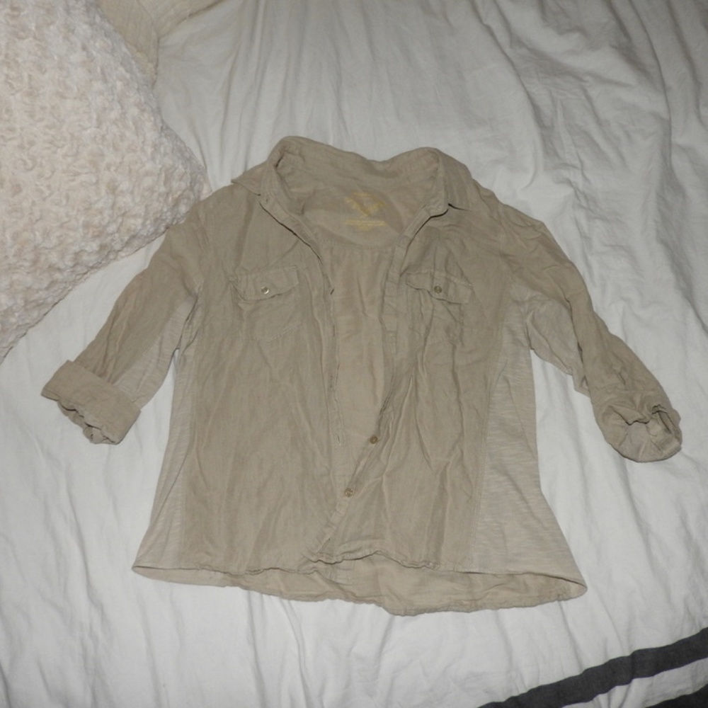 button down 3/4 sleeve